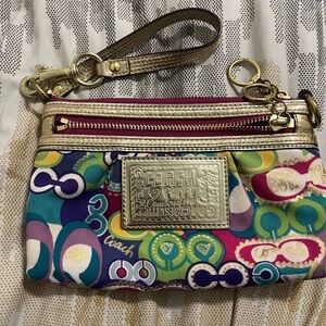 Vintage Coach Poppy Wristlet